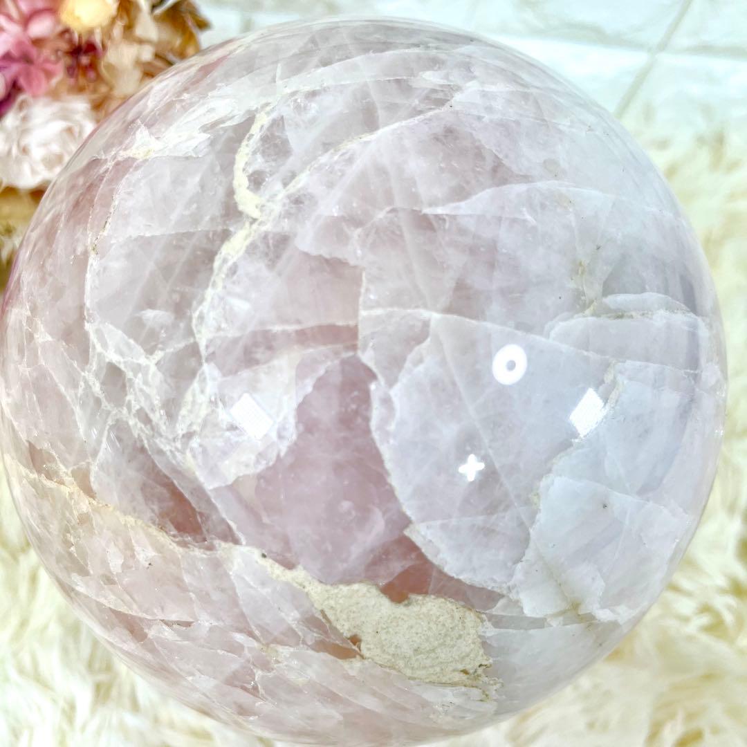 【大玉】ローズクォーツ 球体 6.2kg クラック水晶 スフィア 木製台座付き
