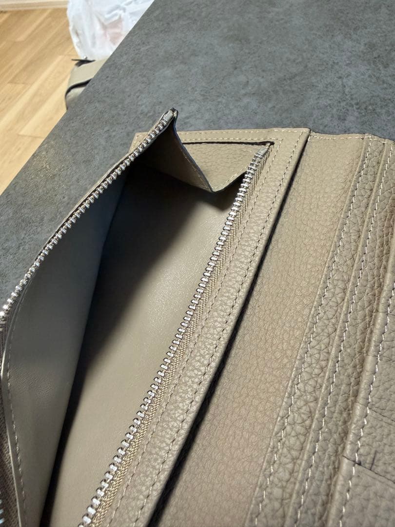 ボナベンチュラ　長財布