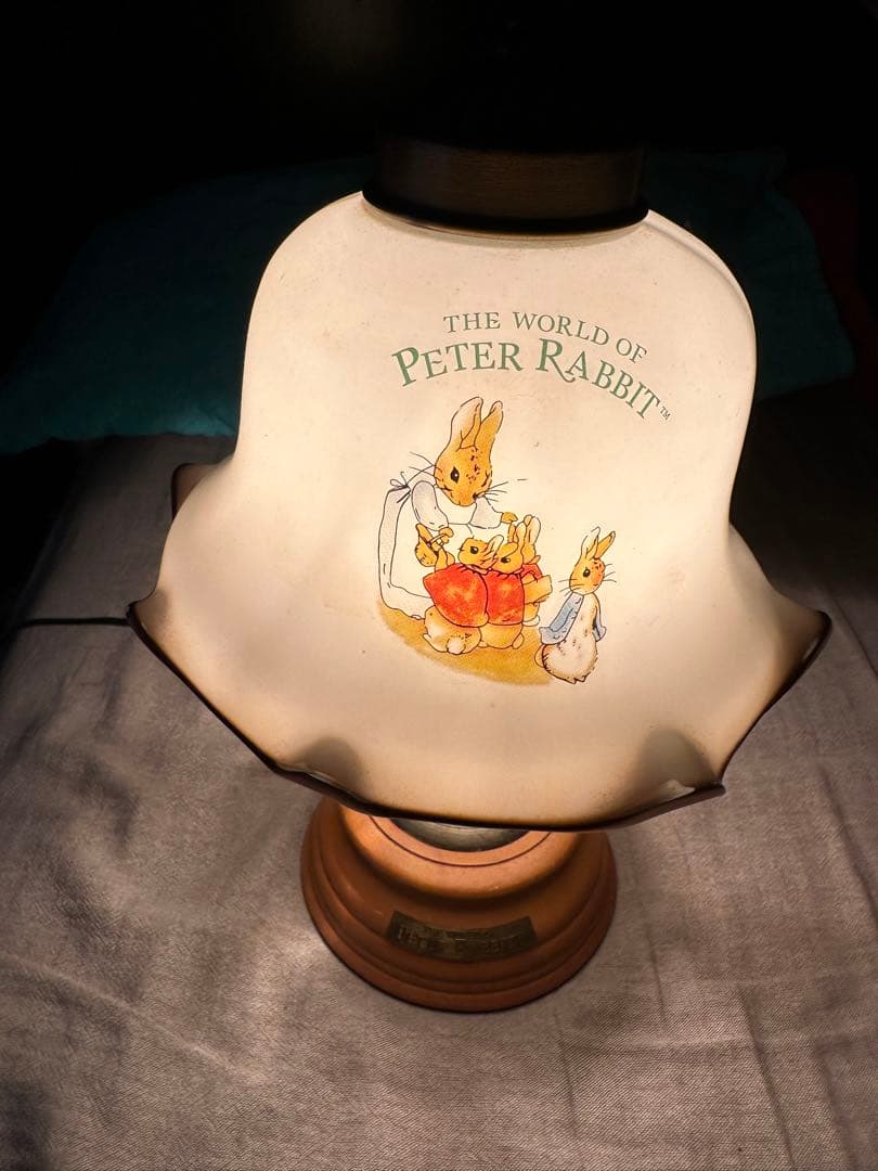 Peter rabbit スタンドランプ