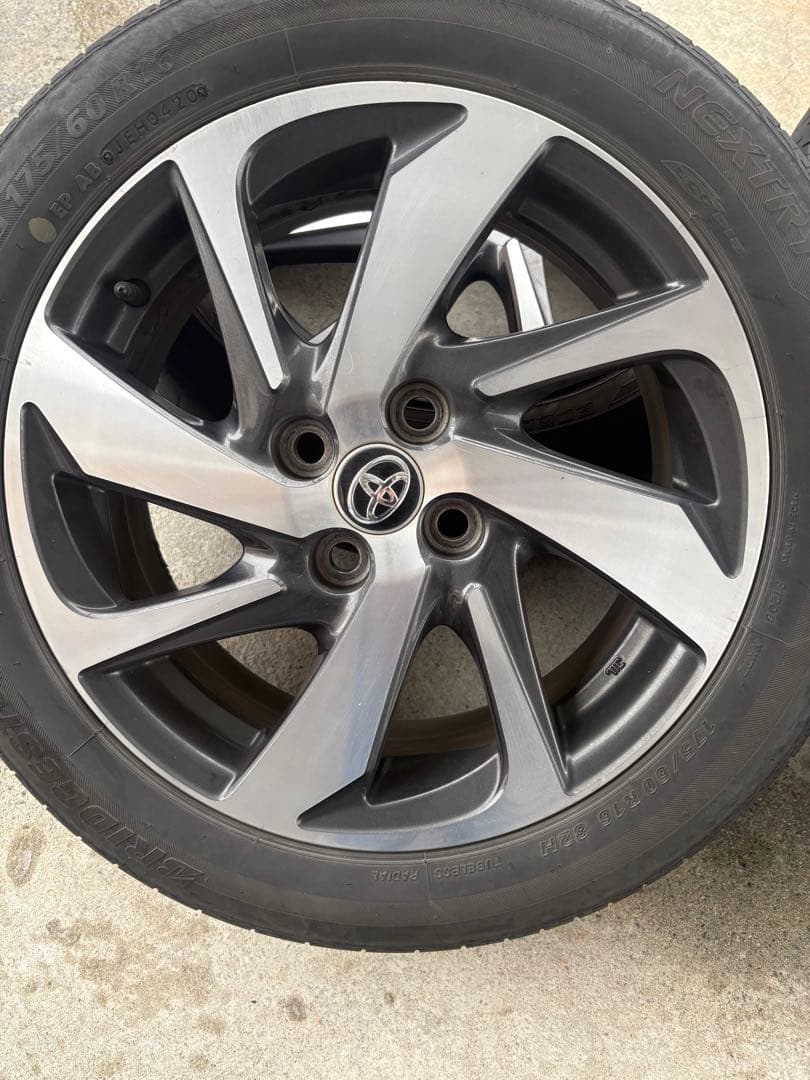 ら*ど様 175/60R16サマータイヤ&トヨタ純正16インチアルミホイール4本