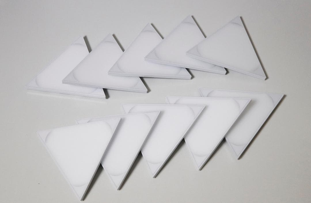 Nanoleaf Shapes ミニトライアングル　拡張パック 10枚入り　B