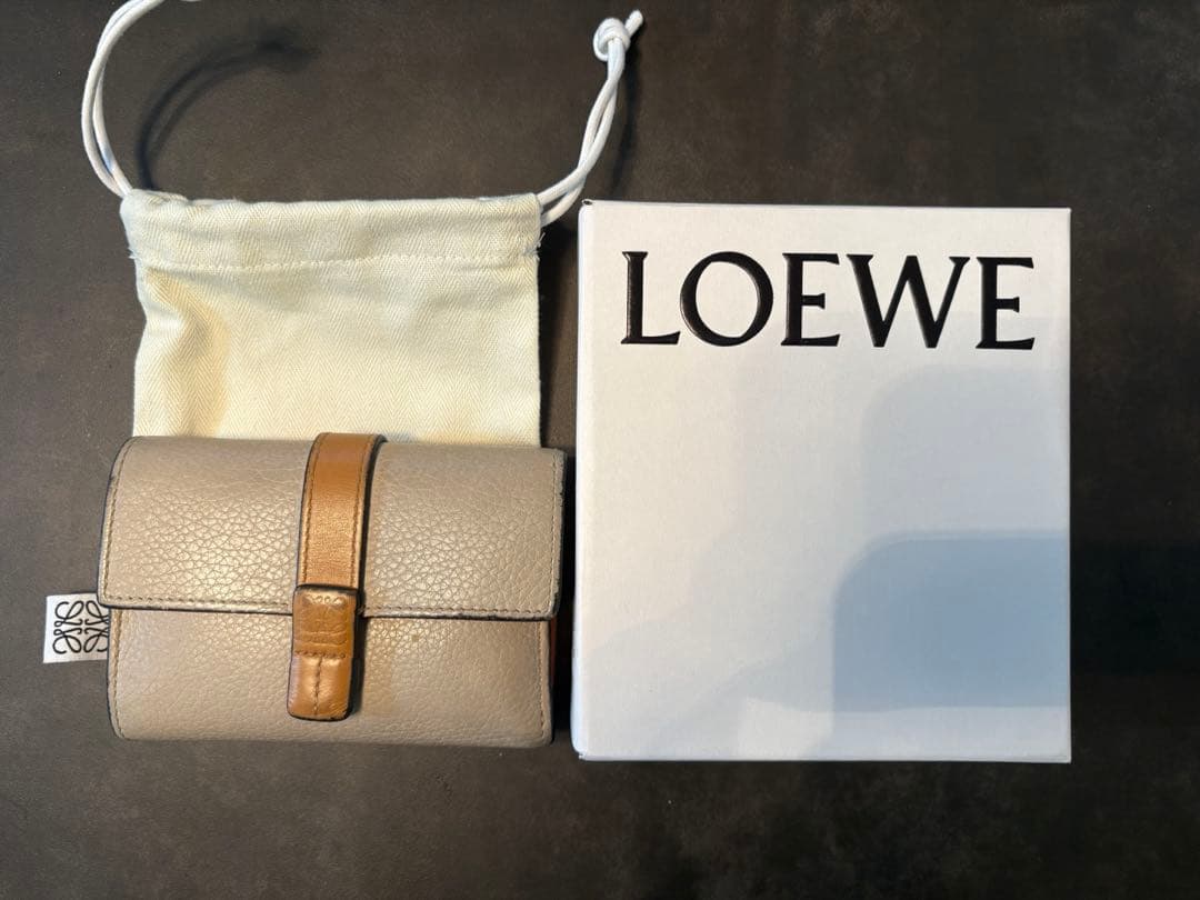 LOEWE ベージュ 三つ折り財布 保存袋・箱付き / ロエベ / 財布 /