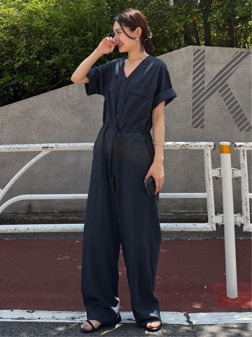 タグ付新品OUTDOOR PRODUCTS ダブルポケットVネックオールインワン