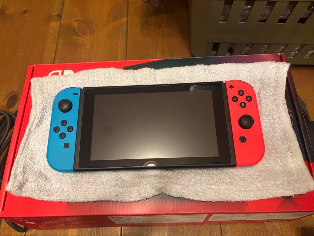 超美品‼️Nintendo Switch 本体