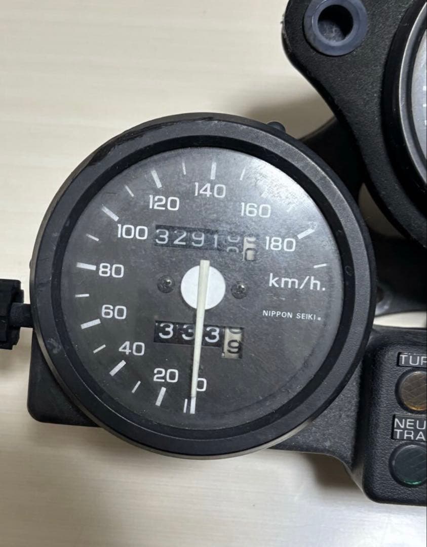 ア*ル様 VFR400R nc30 メーター　中古美品