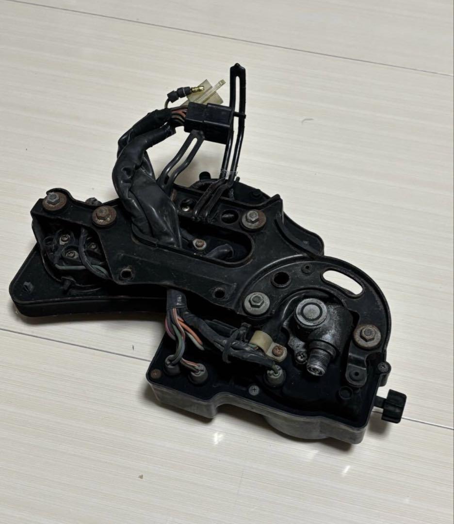 ア*ル様 VFR400R nc30 メーター　中古美品