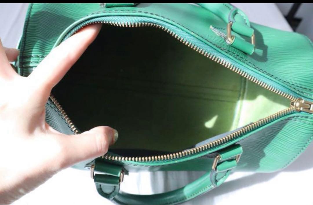 ルイヴィトン エピ　スピーディ　25センチ