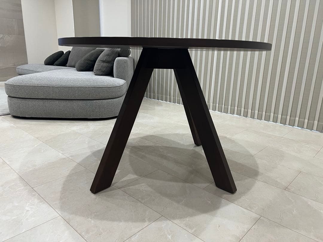 arflex ダイニングテーブル　MEDUSA 110cm