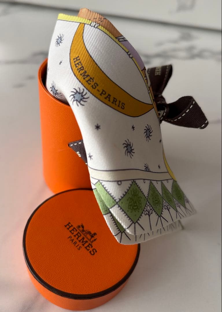 エルメスツイリー／オブジェ・ドゥ・キュリオジテ ObjetsdeCuriosit