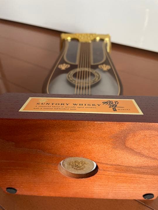 【激レア】響　サントリー　リラギター型