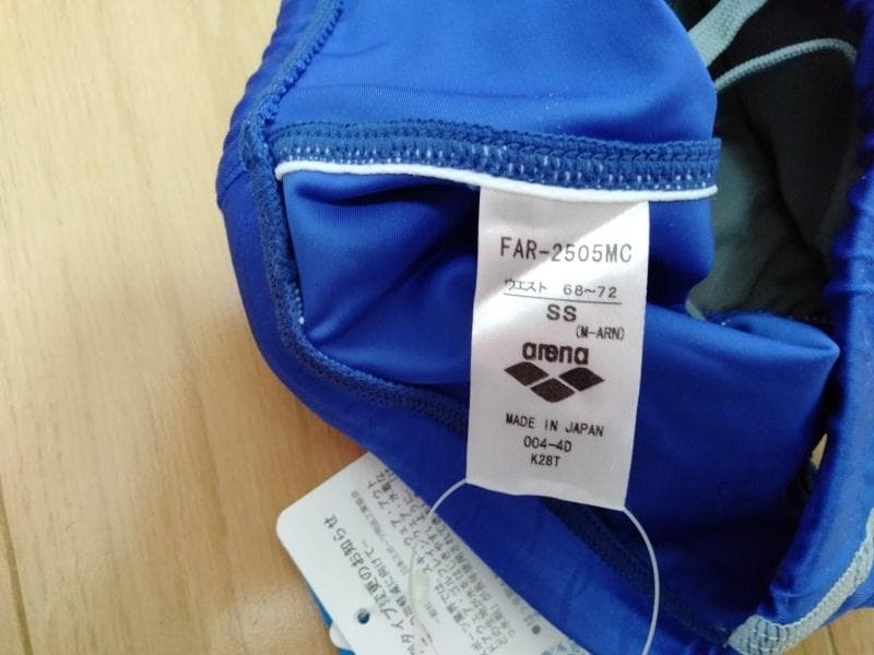 【新品タグ付き】arena FAR-2505MC 競泳水着 RBLU SS