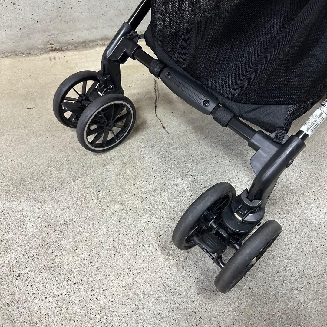 【美品】コンビ スゴカルα コンパクト エッグショック AW ベビーカー