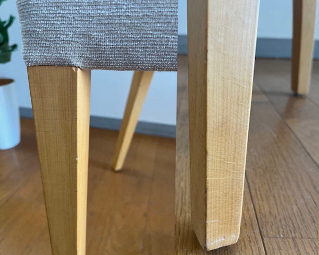 IDEEイデー　AYA ダイニングチェア　① 北欧スタイル　シンプルモダン　希少