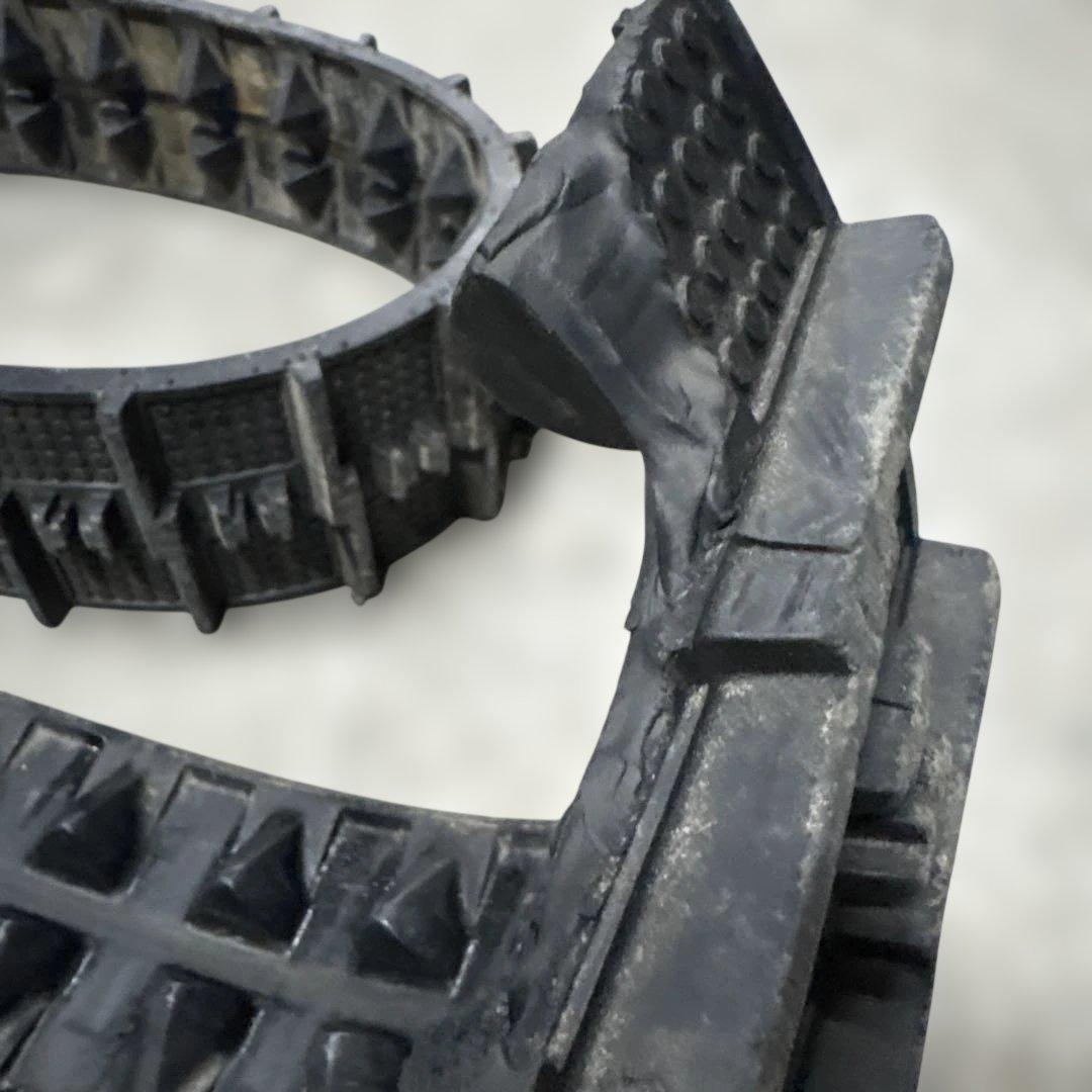 ホンダ除雪機HS970ゴムクローラーOHTSU12-60✖️21 B-122