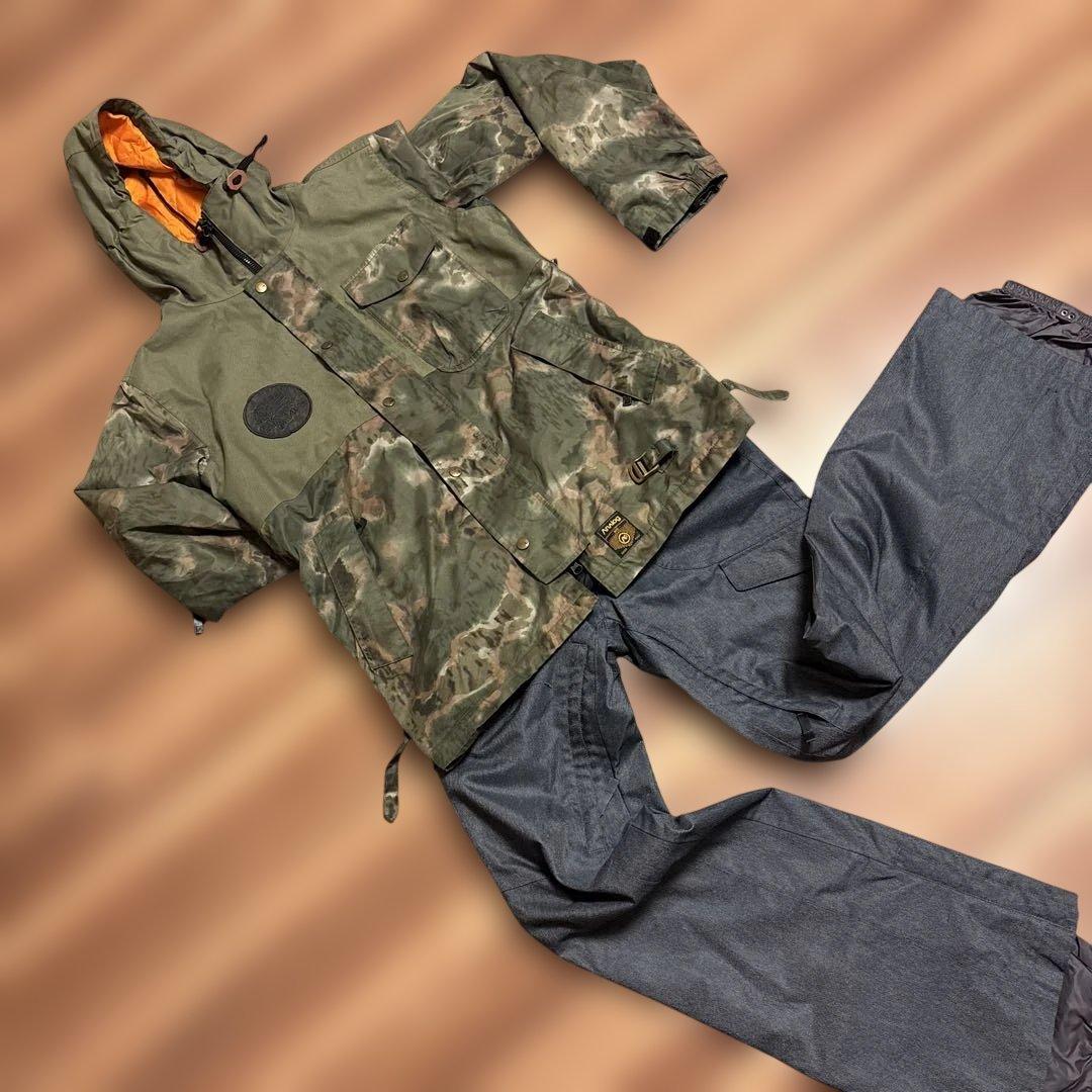 Burton スノーボードウェアセット　メンズ Sサイズ