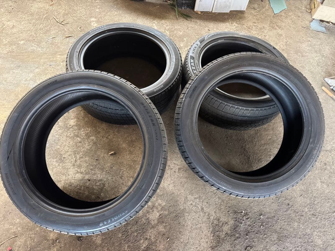 255/45R20 2022年製　ブリザック　VRX3 4本　スタッドレス