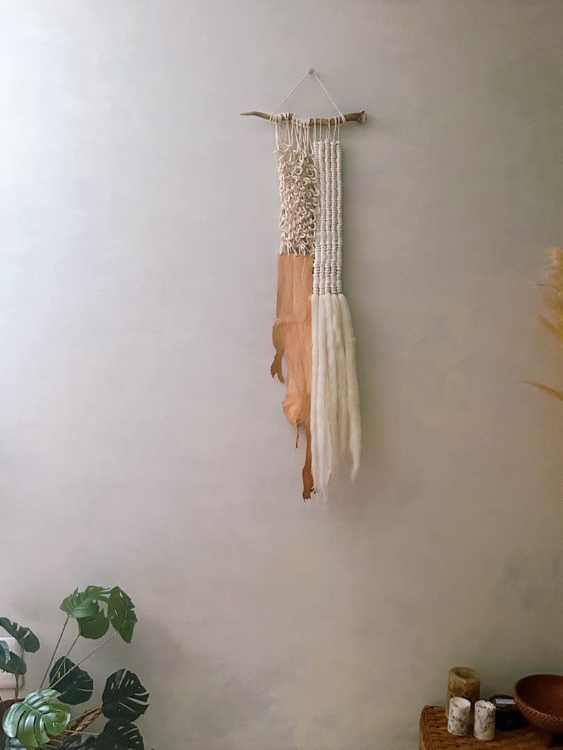 SDGs鹿の角と革のマクラメタペストリー