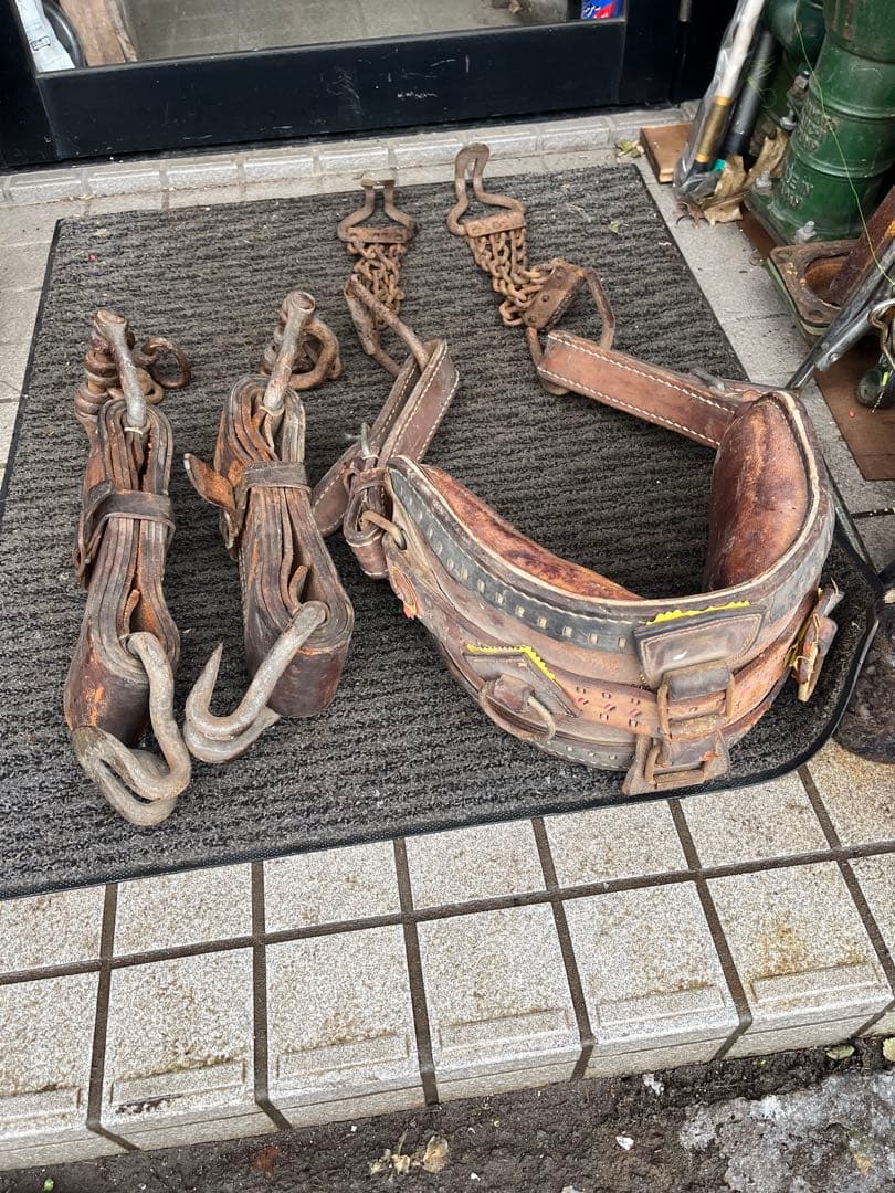 馬具、馬の鞍、馬車の鞍、馬車の革ベルト、馬の革ベルト、ばんえい競馬、番場馬、