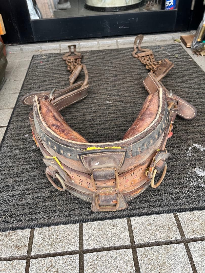 馬具、馬の鞍、馬車の鞍、馬車の革ベルト、馬の革ベルト、ばんえい競馬、番場馬、