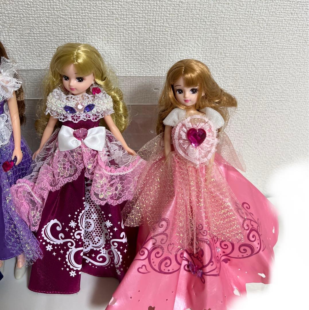 リカちゃん人形、ドレス