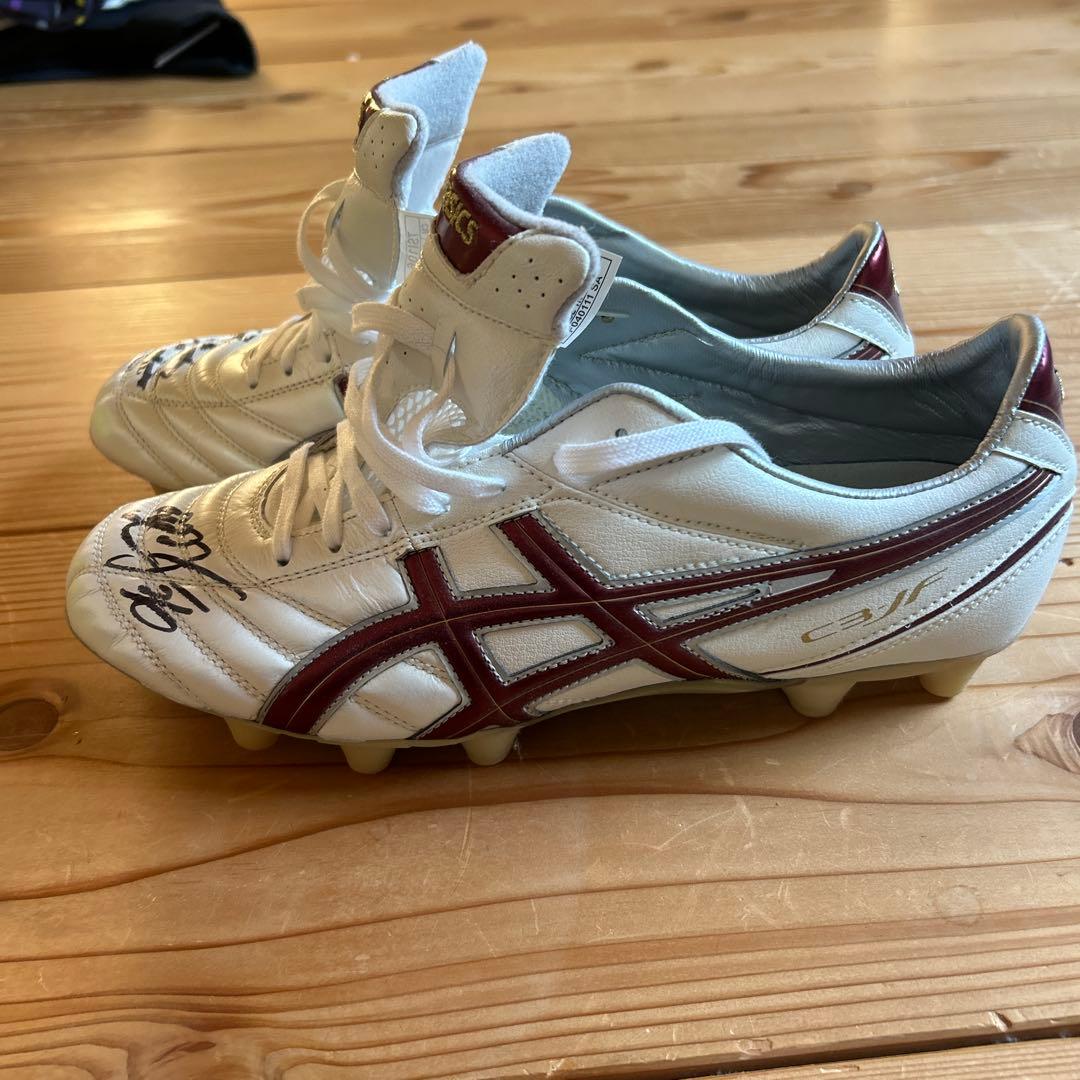 asics アシックスのC3-JFパールホワイト×ワインレッド