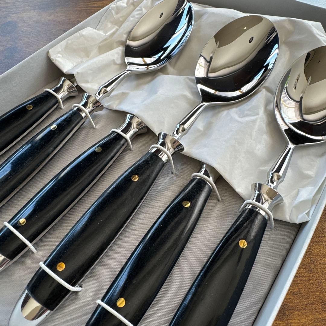 Eichenlaub | アイヘンラウプ | カトラリー18点セット