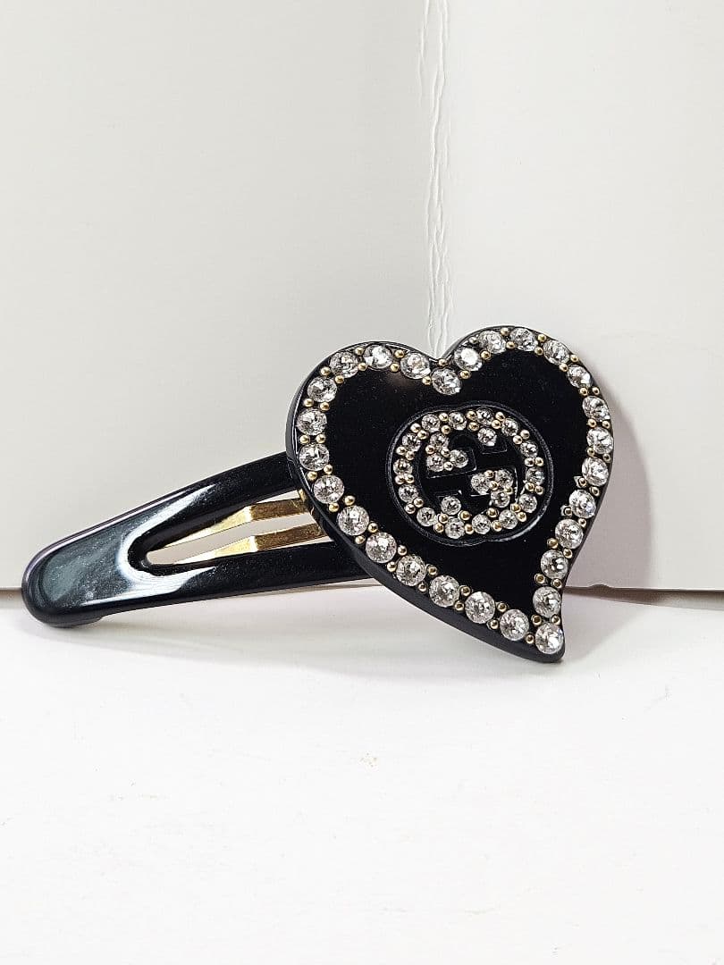 グッチ ハート型 ヘアピン