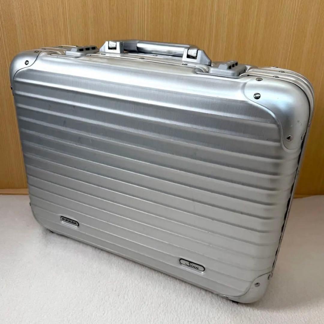 限定品　RIMOWA リモワ Sinn ジン Fulda アタッシュケース