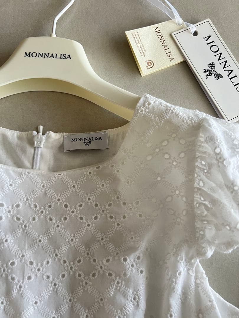 【新品未使用】MONNALISA♡ワンピース♡140cm〜150cm