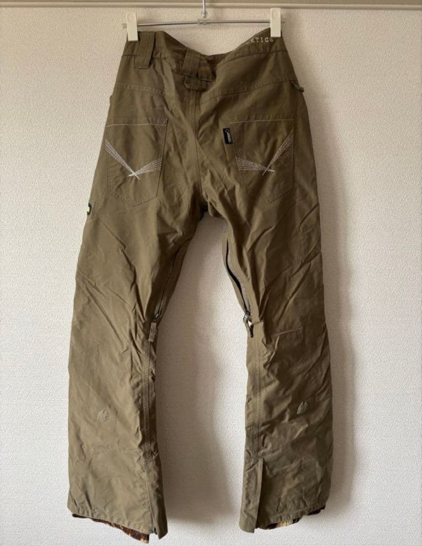 REW GORE-TEX スノーボードウェア M 上下 セットアップ