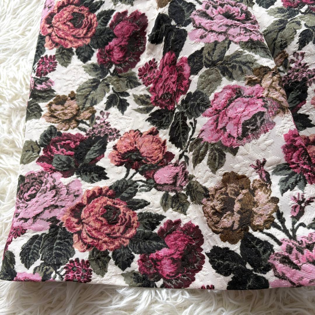 【美品】薔薇　ゴブラン調プリントタックスカート　エムズグレイシー　20年　36