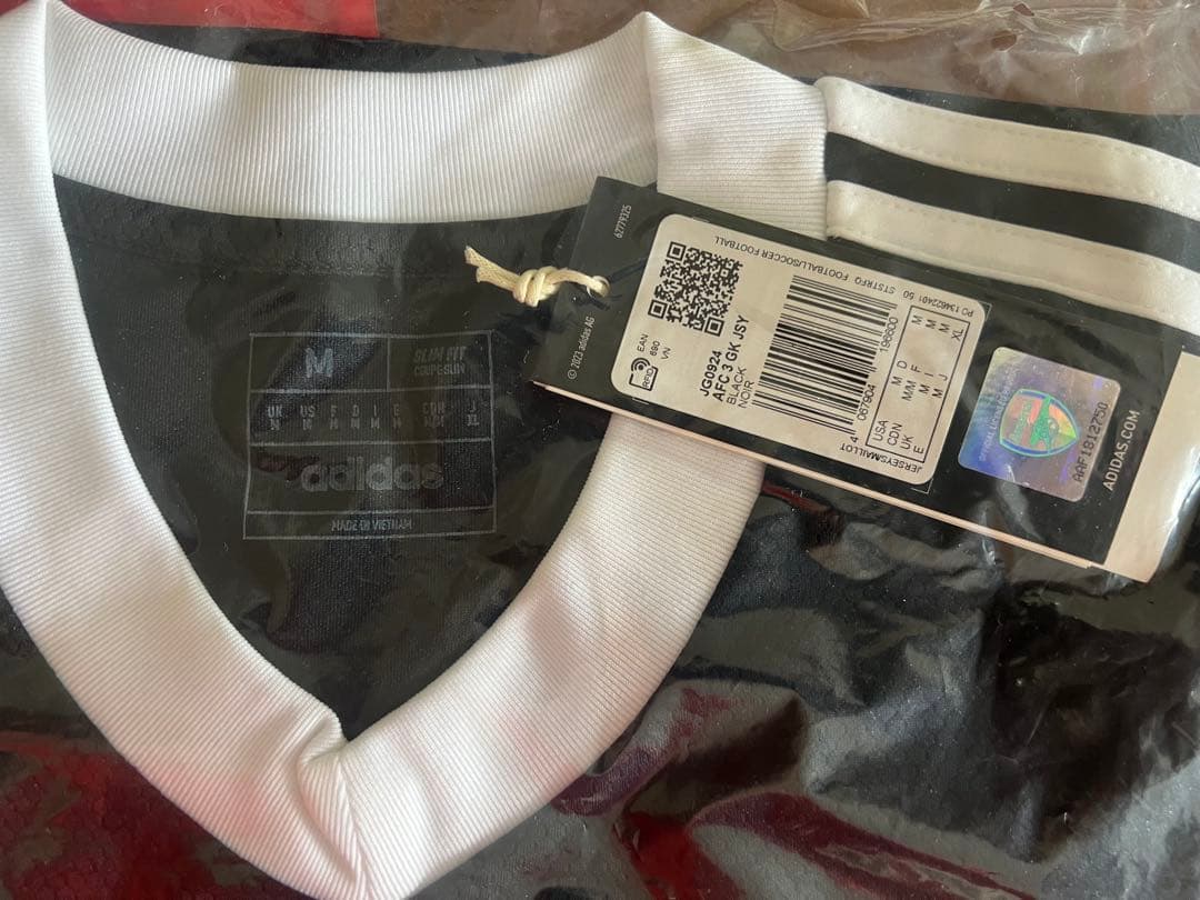 【日本未発売・新品タグ付き】アーセナル　24/25 3rd GK ユニフォーム