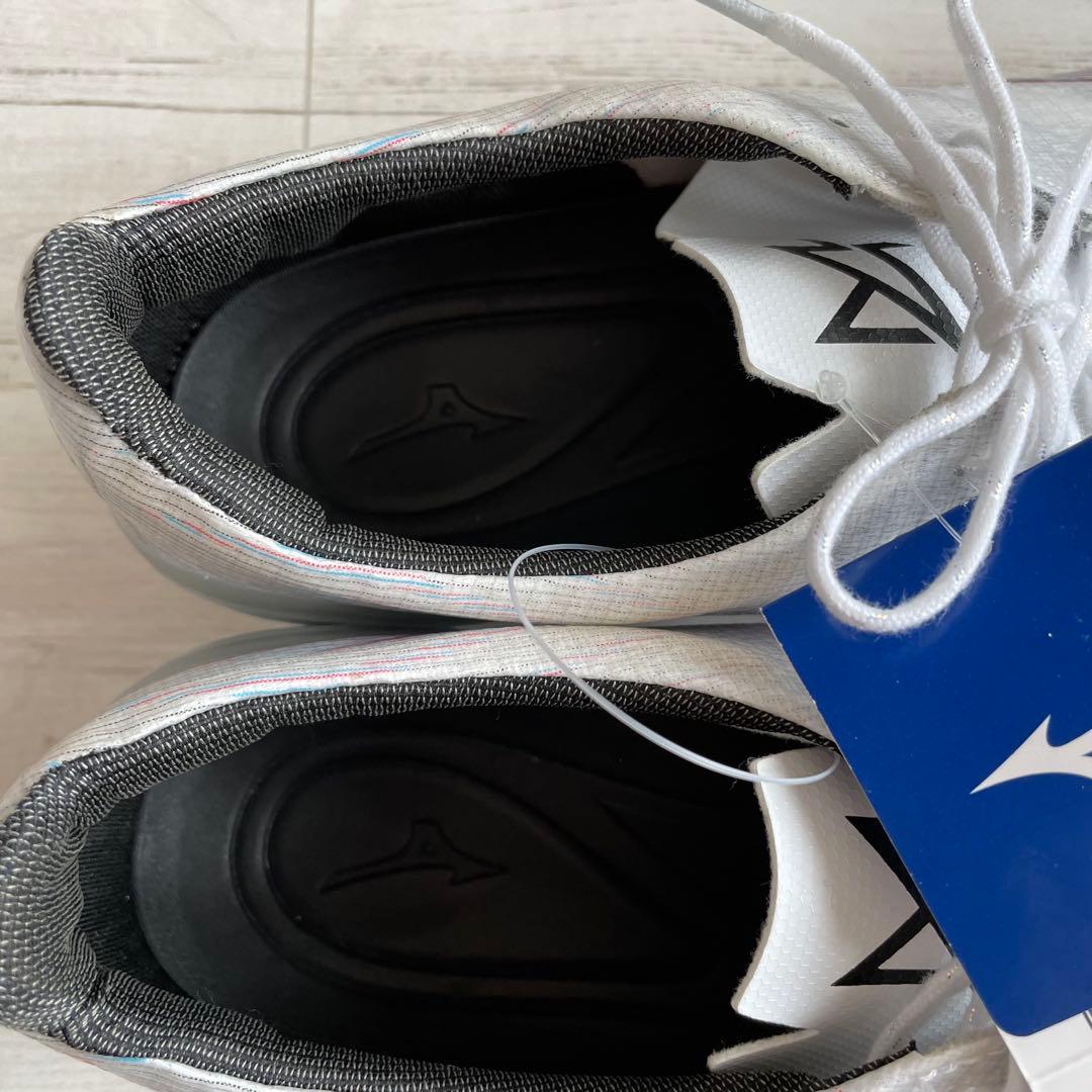 新品 ミズノ アルファプロ 28cm サッカースパイク 白 オールラウンド