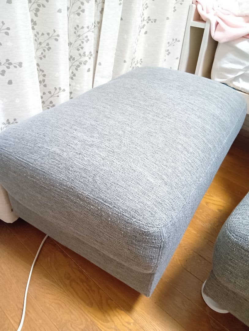 オットマン　ニトリ