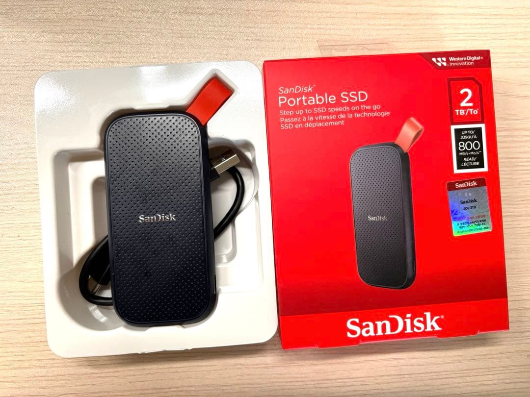 外付けハードディスク・ドライブ SanDisk Portable SSD 2TB