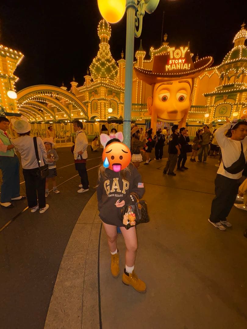 GAP TIMES SQUARE パーカー