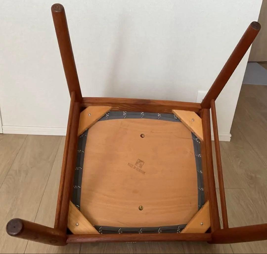 Henning Kjaernulf model26 チェア ミナペルホネン