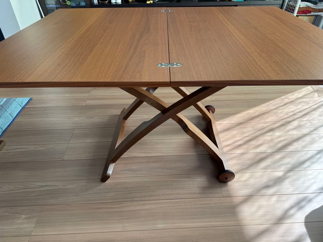 イタリア家具 カリガリス コヌビア マスコッティ 伸長・昇降式テーブル