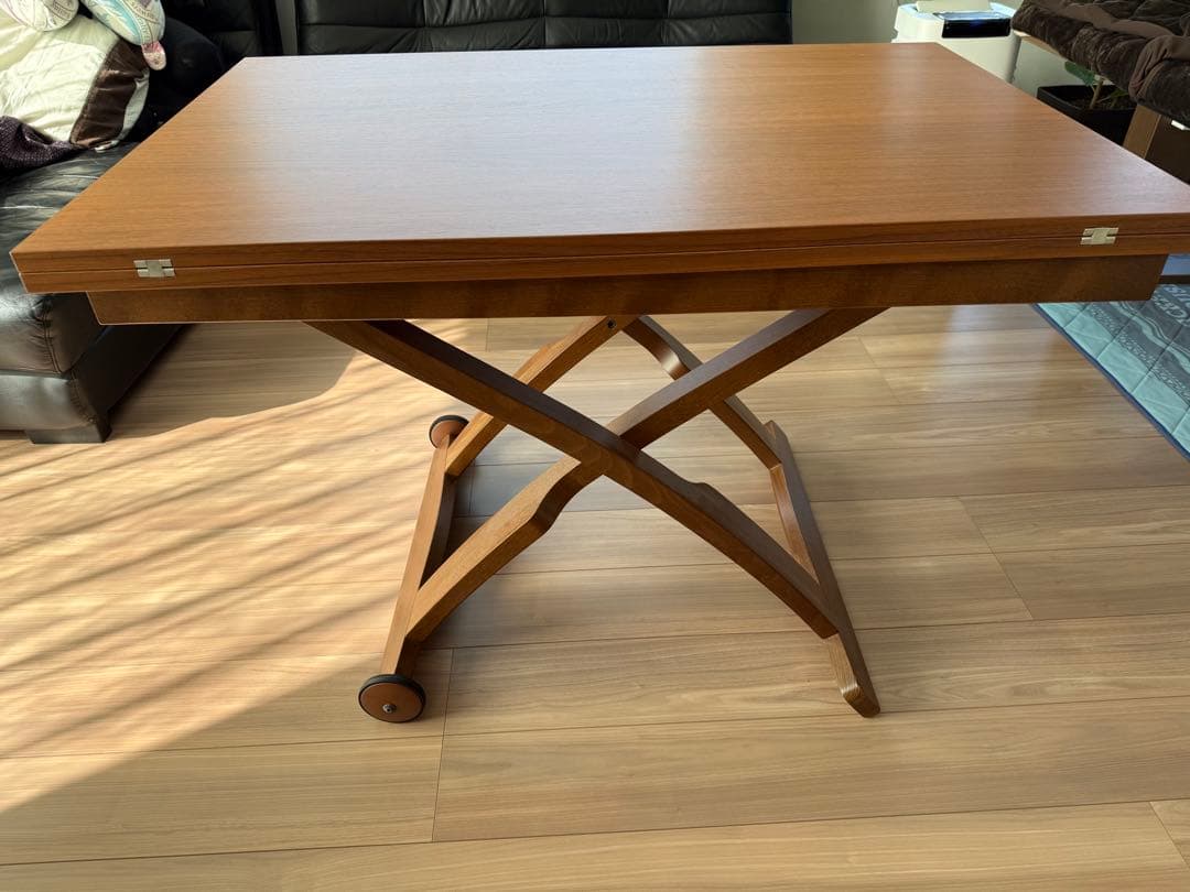 イタリア家具 カリガリス コヌビア マスコッティ 伸長・昇降式テーブル