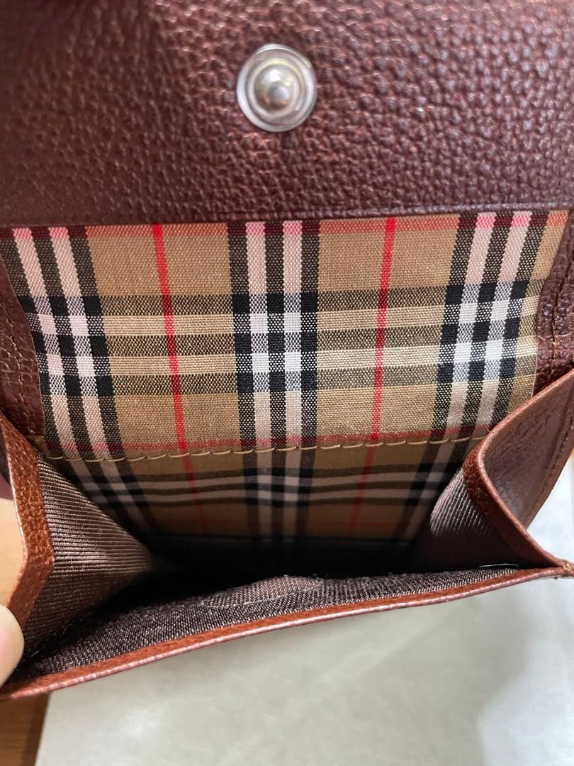 新春セール　未使用品　箱付BURBERRY LONDON 二つ折り財布 ブラウン