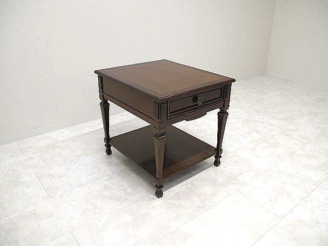 美品　ドレクセルヘリテイジ フランチェスカ サイドテーブル 　　ナイトテーブル