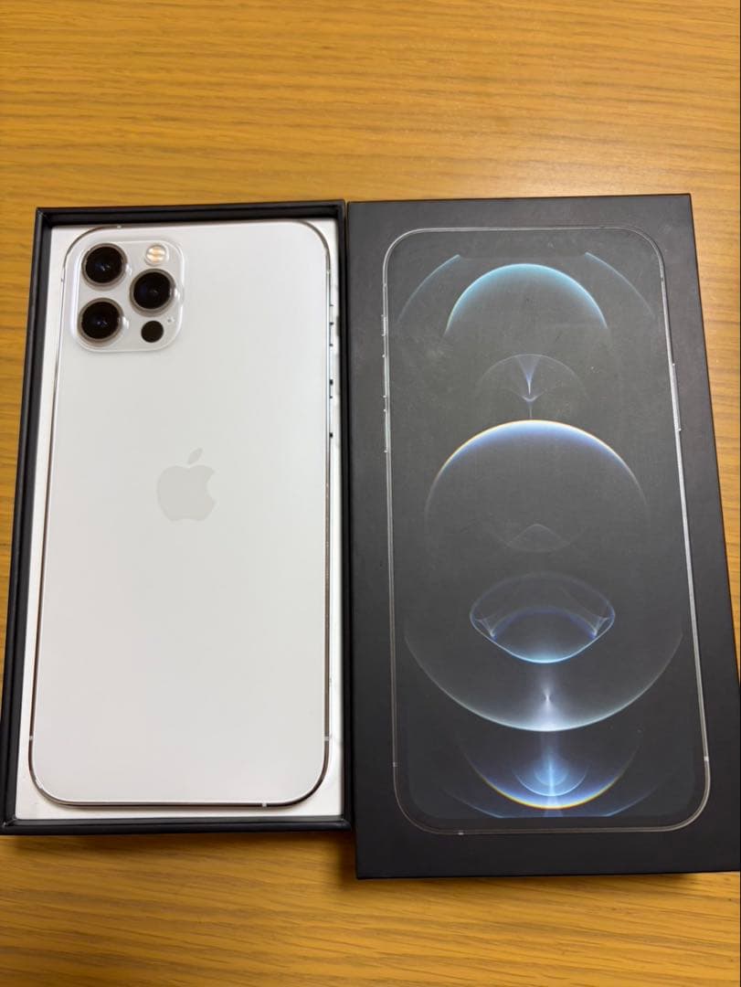 iPhone12 Pro 256GB シルバー