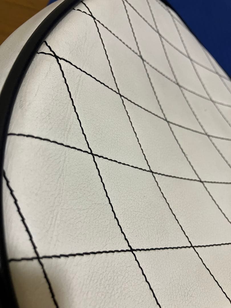 ハーレー　ソロシート　スプリングシート　スポーツスター　ダイナ　ソフテイル