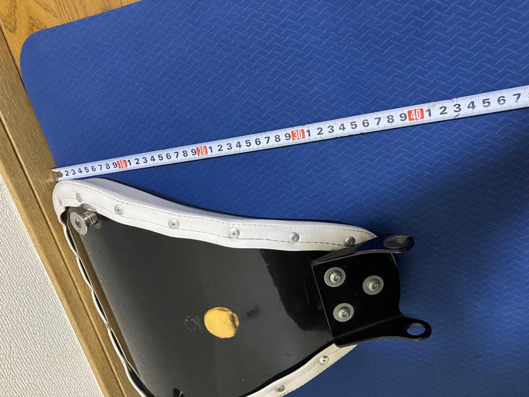 ハーレー　ソロシート　スプリングシート　スポーツスター　ダイナ　ソフテイル