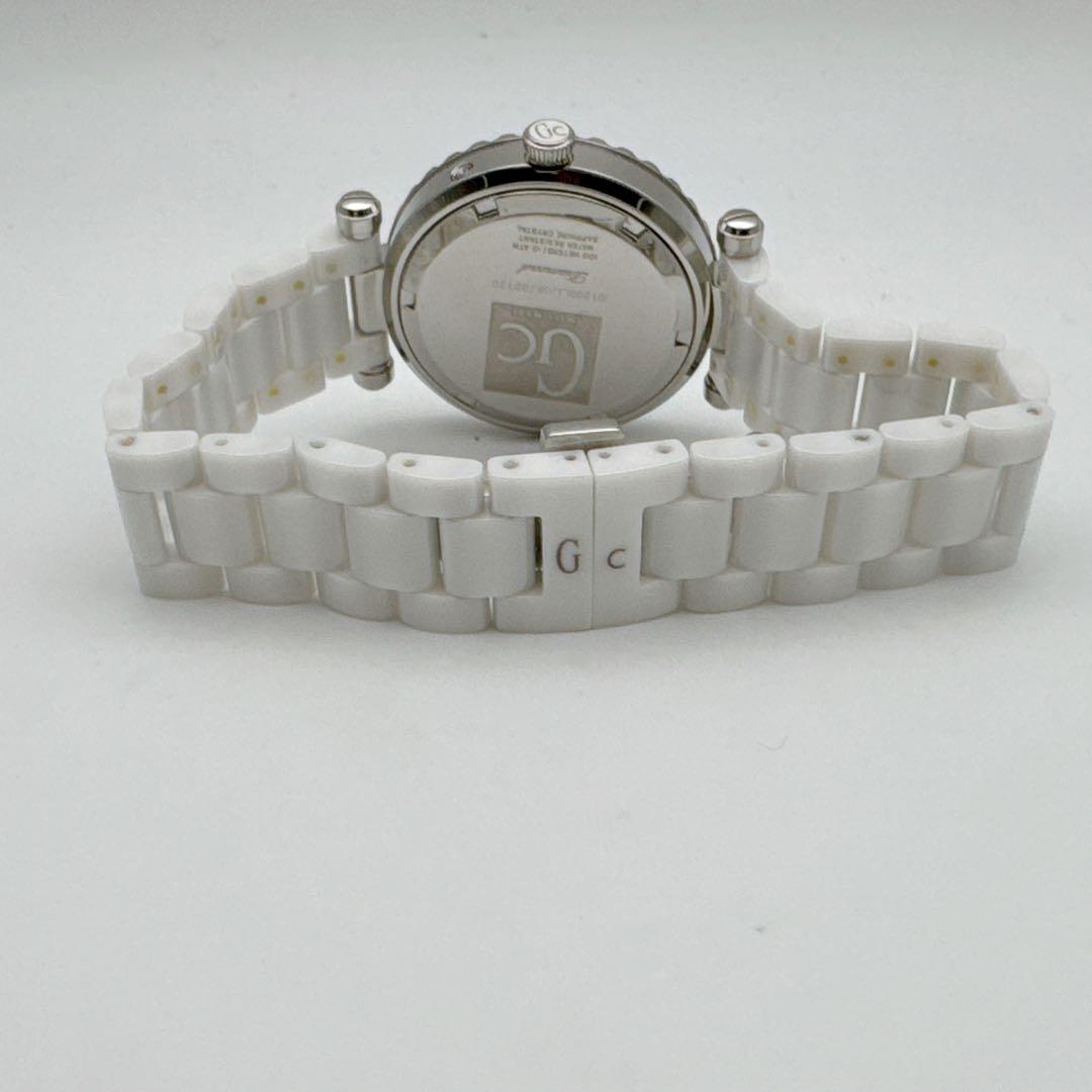 GC 32Pダイヤ セラミック パール文字盤 ダブルカレンダー ホワイト　腕時計