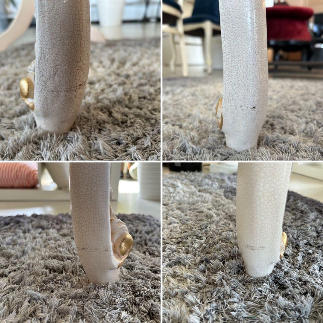 ロココ調　エレガントコーヒーテーブル