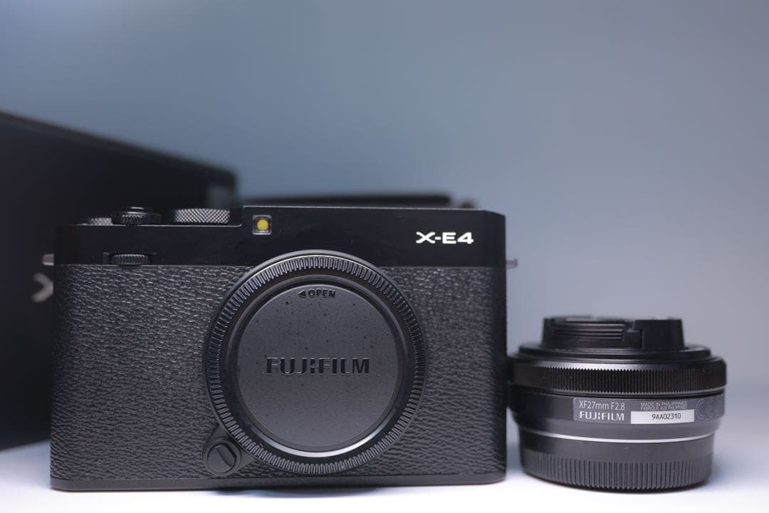 Fujifilm X-E4 + XF 27MM f2.8 2000 シャッター