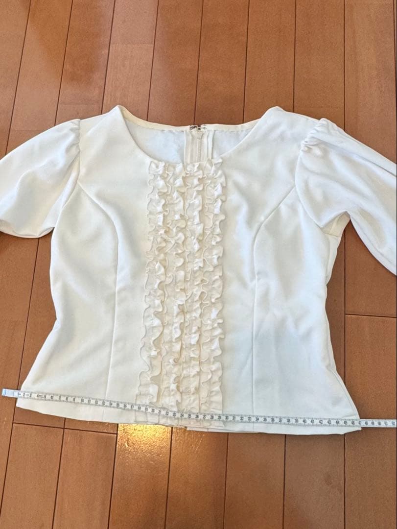 【新品未使用】フラメンコブラウス値下　アイボリーオフホワイト