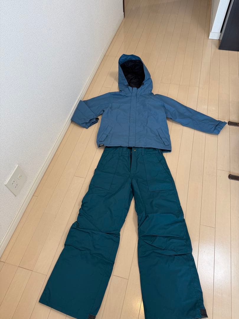 ii × GREENCLOTHING キッズ用　スノーボードウェア 上下セット