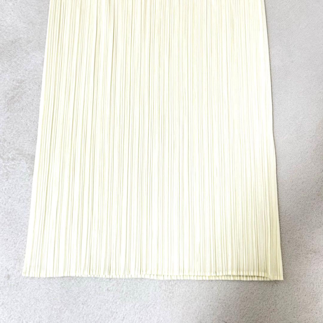 美品✨PLEATS PLEATS プリーツ　マキシ丈　アイボリー　ホワイト